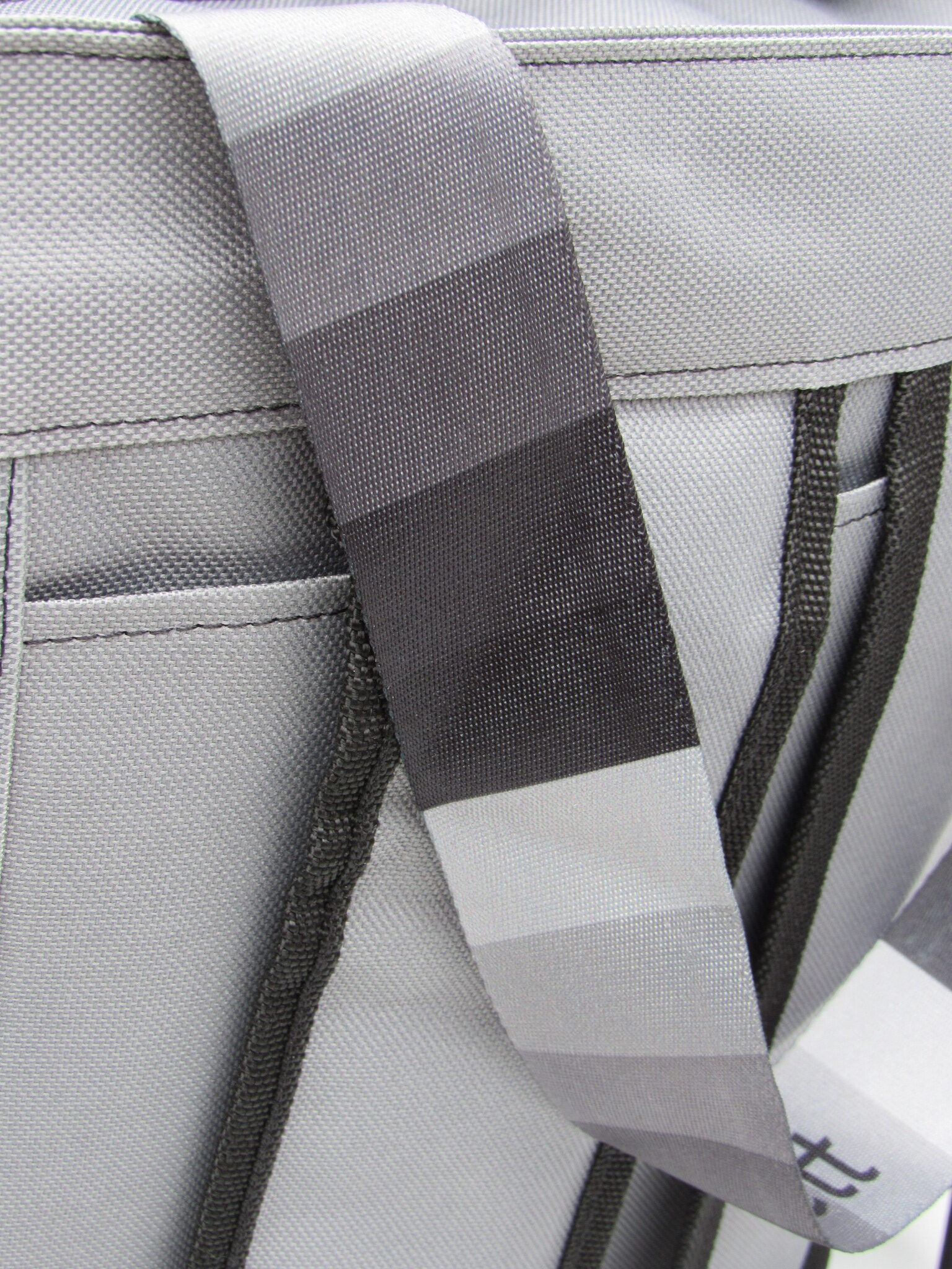 Bolso / Mochila Raquetera Paletera Duett Team 2 En 1 - Image 13